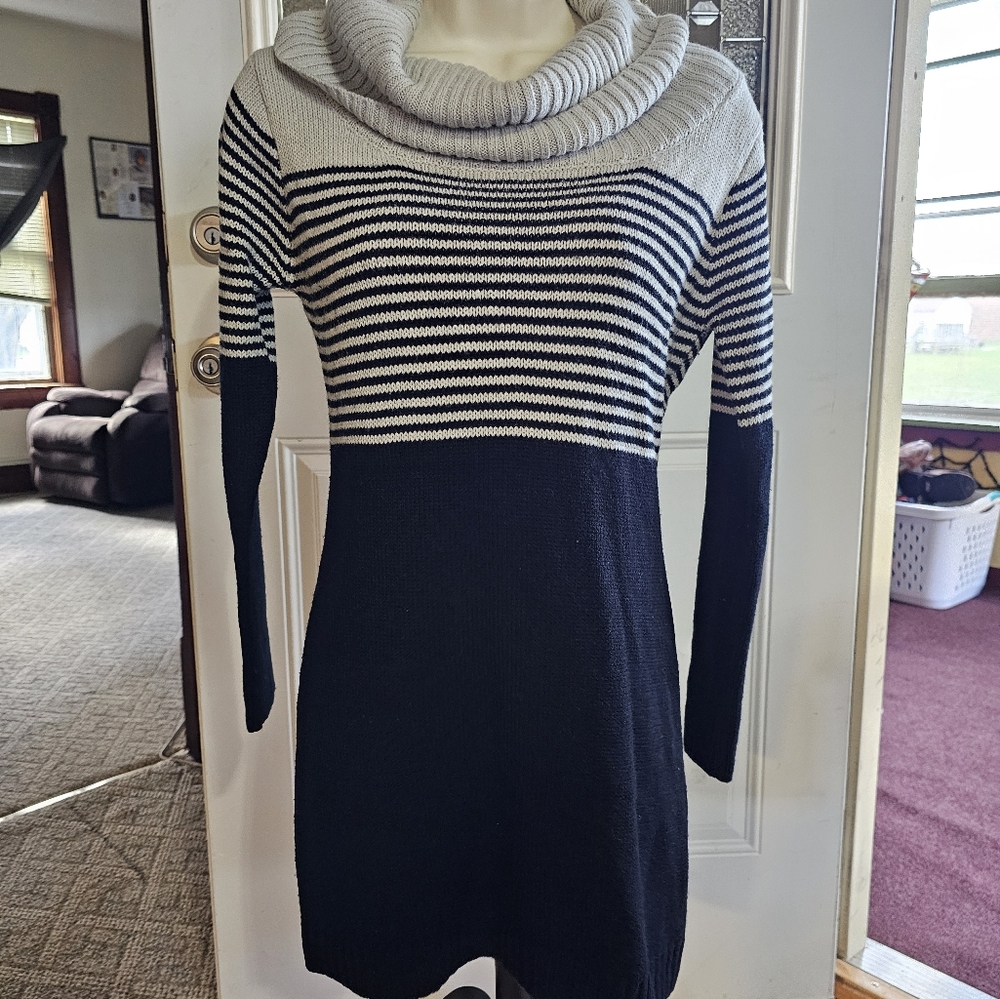 Knitted dress